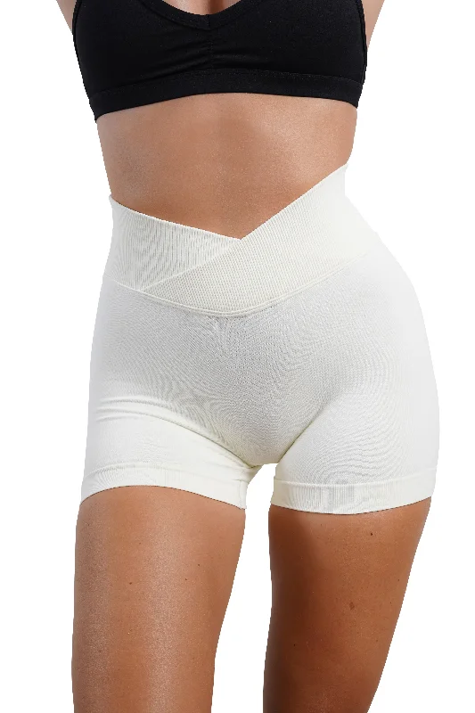 Trendy women’s clothing that suits every taste   CORE V-WAIST MINI SCRUNCH SHORTS - CREAM